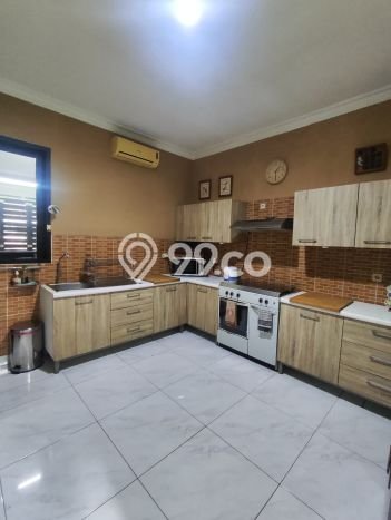 Rumah Luxury Modern Tanpa Renovasi di Tanjung Barat Jakarta Selatan Rumah Luxury Modern Tanpa Renovasi di Tanjung Barat Jakarta Selatan