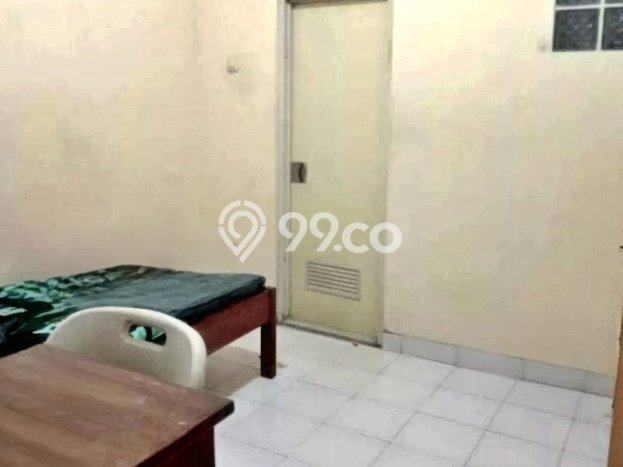 Rumah Kost Dijual di Jati Padang Jakarta Selatan Luas 700m2 Rumah Kost Dijual di Jati Padang Jakarta Selatan Luas 700m2