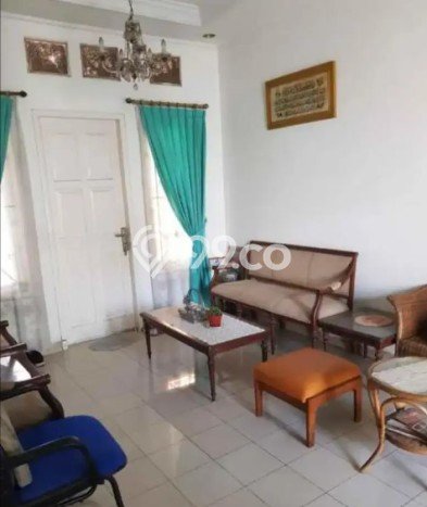 Rumah Elit LB 205m2 Siap Pakai Desain Elegan di Warung Buncit, Jakarta Selatan Rumah Elit LB 205m2 Siap Pakai Desain Elegan di Warung Buncit, Jakarta Selatan