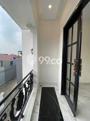Jual Rumah Mewah Elegan Dengan View Eksklusif di Cipedak, Jakarta Selatan Jual Rumah Mewah Elegan Dengan View Eksklusif di Cipedak, Jakarta Selatan