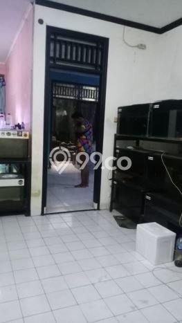 Jual Rumah Favorit Siap Huni LB 400m2 di Ciputat, Tangerang Selatan Jual Rumah Favorit Siap Huni LB 400m2 di Ciputat, Tangerang Selatan