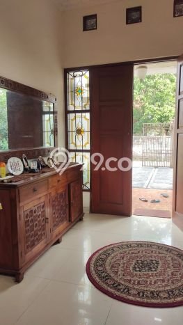 Hunian Mewah Dijual LT 572m2 di Ciputat, Tangerang Selatan Hunian Mewah Dijual LT 572m2 di Ciputat, Tangerang Selatan