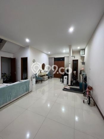 Dijual Rumah Eksklusif 3 KT di Sektor 1 - Bintaro, Jakarta Selatan Dijual Rumah Eksklusif 3 KT di Sektor 1 - Bintaro, Jakarta Selatan