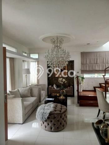 Rumah Mewah Siap Huni LT 100m2 di Ciputat Timur, Tangerang Selatan Rumah Mewah Siap Huni LT 100m2 di Ciputat Timur, Tangerang Selatan
