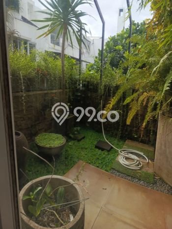 Rumah Mewah Siap Huni LT 100m2 di Ciputat Timur, Tangerang Selatan Rumah Mewah Siap Huni LT 100m2 di Ciputat Timur, Tangerang Selatan