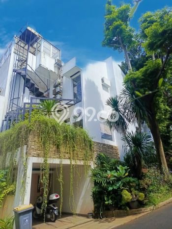 Rumah Mewah Siap Huni LT 100m2 di Ciputat Timur, Tangerang Selatan Rumah Mewah Siap Huni LT 100m2 di Ciputat Timur, Tangerang Selatan
