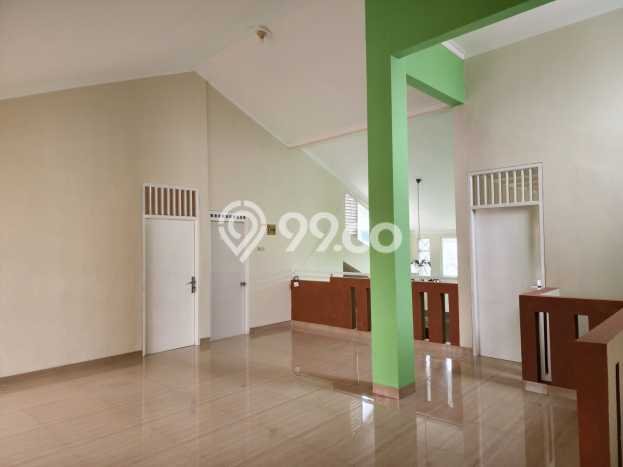 Disewakan! Rumah 4 Kamar Tidur &
3 Kamar Mandi di Bintaro, Tangerang Selatan Disewakan! Rumah 4 Kamar Tidur &
3 Kamar Mandi di Bintaro, Tangerang Selatan