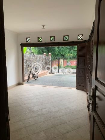Rumah Mewah Dijual LT 292m2 di Ciputat Timur, Tangerang Selatan Rumah Mewah Dijual LT 292m2 di Ciputat Timur, Tangerang Selatan