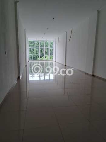 Unit Ruko Dijual di Jakarta Utara LT 115m2 & LB 450m2 Unit Ruko Dijual di Jakarta Utara LT 115m2 & LB 450m2