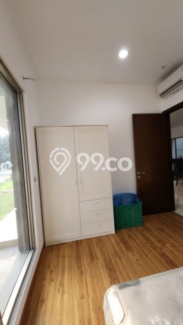 Disewakan! Rumah 3 Kamar Tidur &
3 Kamar Mandi di Pantai Indah Kapuk, Jakarta Utara Disewakan! Rumah 3 Kamar Tidur &
3 Kamar Mandi di Pantai Indah Kapuk, Jakarta Utara