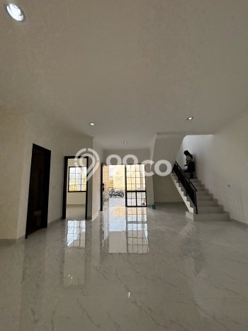 Jual Rumah Luas Megah Dengan View Eksklusif di Pantai Indah Kapuk 2, Jakarta Utara Jual Rumah Luas Megah Dengan View Eksklusif di Pantai Indah Kapuk 2, Jakarta Utara