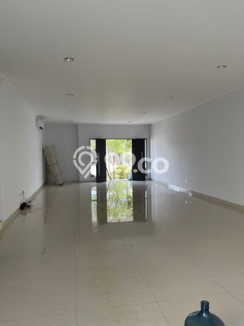 Hunian Elit LB 500m2 Siap Pakai Desain Elegan di Pantai Indah Kapuk, Jakarta Utara Hunian Elit LB 500m2 Siap Pakai Desain Elegan di Pantai Indah Kapuk, Jakarta Utara