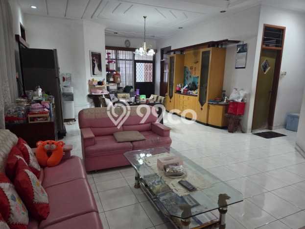 Rumah Elit LB 200m2 Siap Huni Desain Elegan di Kertajaya, Surabaya Rumah Elit LB 200m2 Siap Huni Desain Elegan di Kertajaya, Surabaya