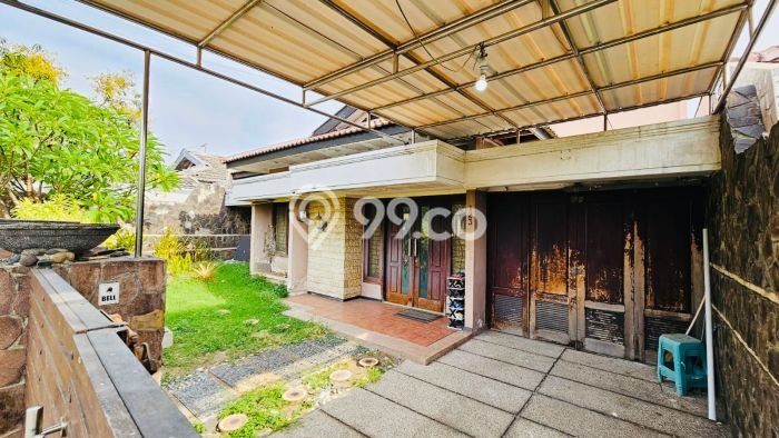 Siap Huni Rumah Minimalis & Modern LB 180m2 di Wadungasri Siap Huni Rumah Minimalis & Modern LB 180m2 di Wadungasri