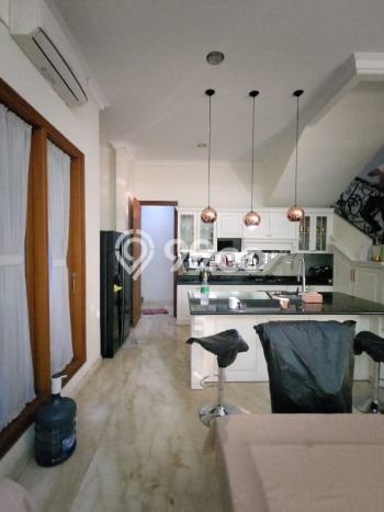 Best Deal Hunian Premium Ideal dan Luas di Dukuh Pakis, Surabaya Best Deal Hunian Premium Ideal dan Luas di Dukuh Pakis, Surabaya