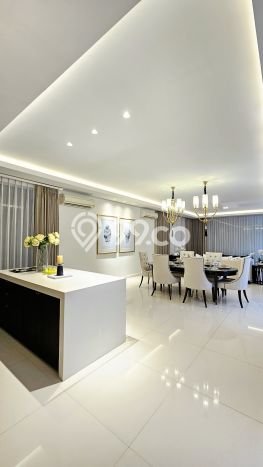Rumah Luxury Modern Tanpa Renovasi di Dharma Husada Surabaya Rumah Luxury Modern Tanpa Renovasi di Dharma Husada Surabaya