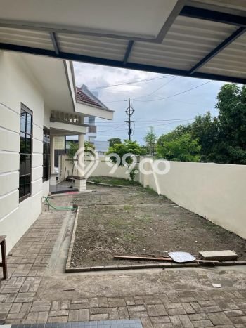 Ready to Use! Luxury House LT 381m2 Desain Modern di Pondok Tjandra Ready to Use! Luxury House LT 381m2 Desain Modern di Pondok Tjandra
