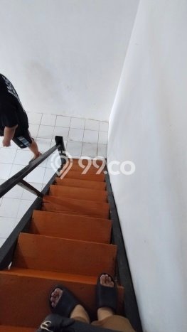 Disewakan Rumah Murah di Keputran Surabaya Punya 2 Kamar Tidur Disewakan Rumah Murah di Keputran Surabaya Punya 2 Kamar Tidur