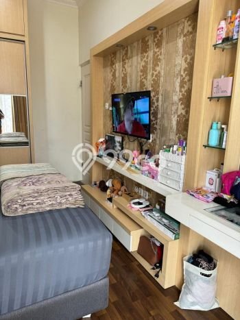 Dijual Rumah 3 Kamar Lokasi Ideal Nyaman dan Strategis di Rungkut Dijual Rumah 3 Kamar Lokasi Ideal Nyaman dan Strategis di Rungkut