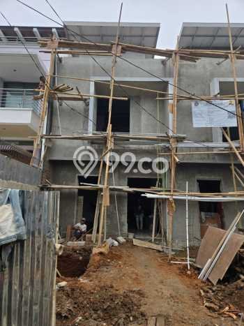 Rumah Modern 4 KT di Kav DKI Jakarta Barat Unfurnished Rumah Modern 4 KT di Kav DKI Jakarta Barat Unfurnished