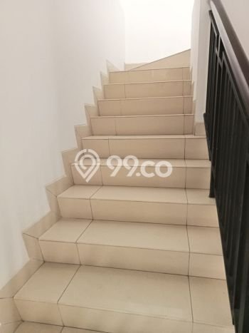 Disewakan Rumah Harga Terjangkau di Green Lake City Jakarta Barat dengan 3 Kamar Tidur Disewakan Rumah Harga Terjangkau di Green Lake City Jakarta Barat dengan 3 Kamar Tidur