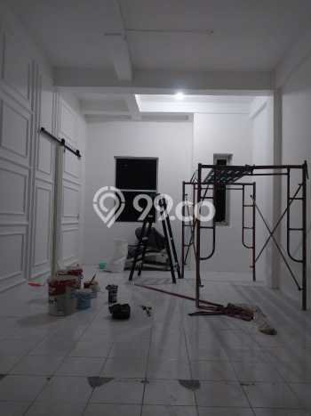 Unit Ruko Dijual di Karawaci Tangerang 205m2 Unit Ruko Dijual di Karawaci Tangerang 205m2