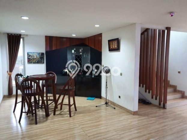 Hunian Mewah LB 465m2 Siap Huni Desain Elegan di Meruya, Jakarta Barat Hunian Mewah LB 465m2 Siap Huni Desain Elegan di Meruya, Jakarta Barat