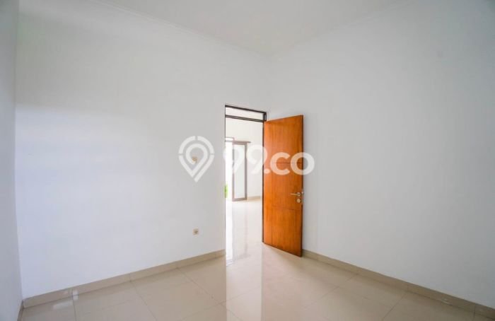 Rumah SUPER MEWAH! area Solokan Jeruk, Bandung, Luas 105m2m² LB 58m2m², HARGA SPESIAL Rumah SUPER MEWAH! area Solokan Jeruk, Bandung, Luas 105m2m² LB 58m2m², HARGA SPESIAL