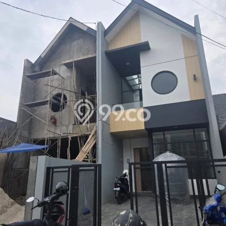 Rumah Luxury Modern Tanpa Renovasi di Mekar Wangi Bandung Rumah Luxury Modern Tanpa Renovasi di Mekar Wangi Bandung