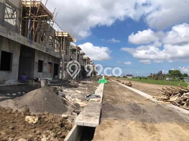 Dijual Tanah Lokasi Penatih, Denpasar Seluas 1800m2 Dijual Tanah Lokasi Penatih, Denpasar Seluas 1800m2