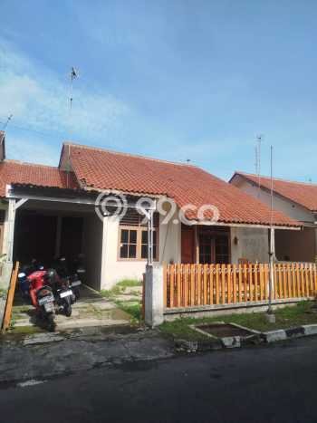 Rumah Bagus Siap Huni Di Colomadu Luas 52m2 Lokasi Strategis Rumah Bagus Siap Huni Di Colomadu Luas 52m2 Lokasi Strategis