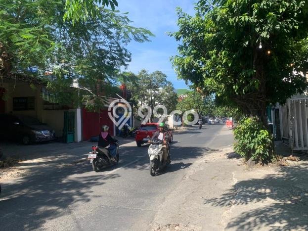 BEST PRICE! Rumah di Dukuh Kupang, Dekat Fasilitas, 3 KM, Luas 350m² Bangunan 230m² BEST PRICE! Rumah di Dukuh Kupang, Dekat Fasilitas, 3 KM, Luas 350m² Bangunan 230m²