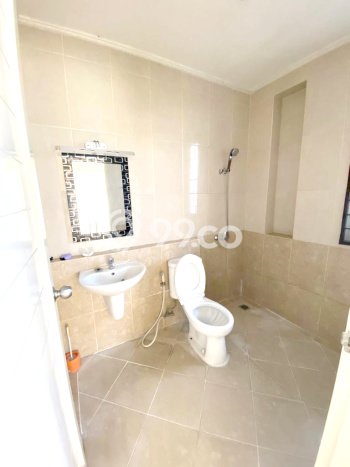 Disewakan! Rumah 3 Kamar Tidur &
3 Kamar Mandi di Alam Sutera, Tangerang Disewakan! Rumah 3 Kamar Tidur &
3 Kamar Mandi di Alam Sutera, Tangerang