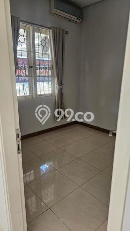 Rumah Minimalis 4 KT di BSD Nusaloka Tangerang Semi Furnished Rumah Minimalis 4 KT di BSD Nusaloka Tangerang Semi Furnished
