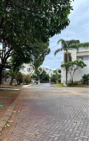 Rumah Elit LB 200m2 Siap Pakai Desain Elegan di Gading Serpong, Tangerang Rumah Elit LB 200m2 Siap Pakai Desain Elegan di Gading Serpong, Tangerang