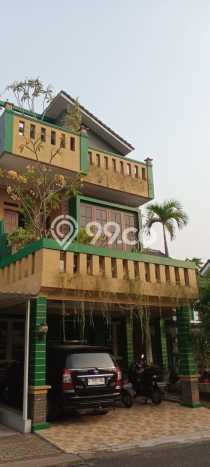 Rumah sewa siap pakai 5 KT di BSD Delatinos, Tangerang Rumah sewa siap pakai 5 KT di BSD Delatinos, Tangerang