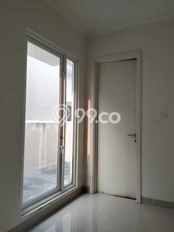 Rumah Asri 2 Kamar View Gunung di Gading Serpong, Tangerang Rumah Asri 2 Kamar View Gunung di Gading Serpong, Tangerang