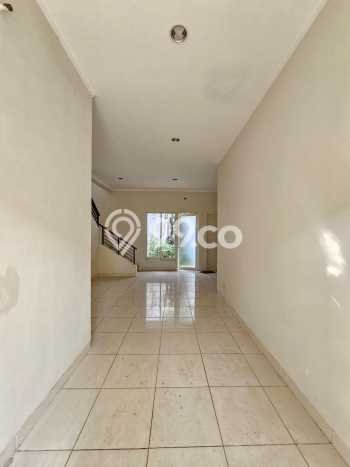 Rumah Harga Nego 4 Kamar Tidur di Gading Serpong The Spring, Keamanan 24 Jam, Tangerang Rumah Harga Nego 4 Kamar Tidur di Gading Serpong The Spring, Keamanan 24 Jam, Tangerang