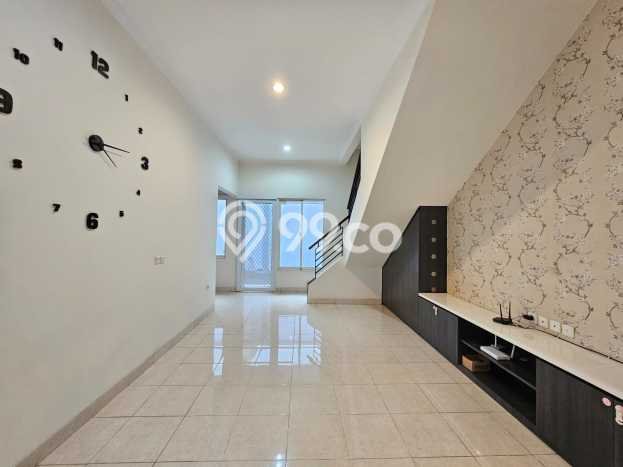 Rumah Mewah LT 119m² / LB 82m² di Kawasan Asri Gading Serpong The Spring, Tangerang Rumah Mewah LT 119m² / LB 82m² di Kawasan Asri Gading Serpong The Spring, Tangerang