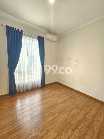 Rumah Kontrakan Eksklusif 4 Kamar di Alam Sutera Dekat Fasilitas Umum Rumah Kontrakan Eksklusif 4 Kamar di Alam Sutera Dekat Fasilitas Umum