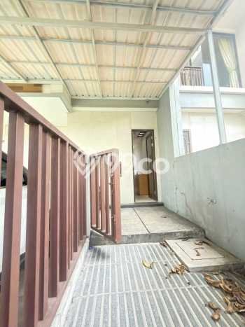 Rumah Kontrakan Tangerang LT 120m2 LB 142m2 Kawasan BSD Rumah Kontrakan Tangerang LT 120m2 LB 142m2 Kawasan BSD
