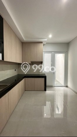 Rumah Elit Modern Siap Huni di BSD Tangerang Rumah Elit Modern Siap Huni di BSD Tangerang