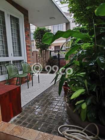 Rumah Modern 4 KT di BSD Tangerang Rumah Modern 4 KT di BSD Tangerang