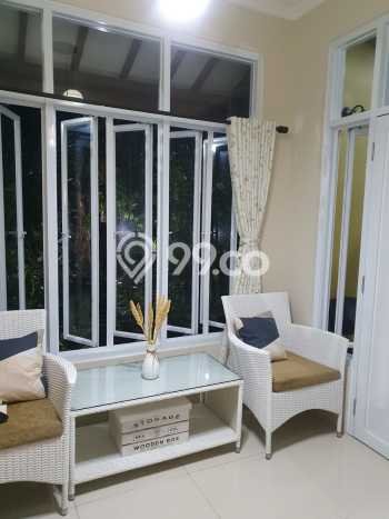 Rumah Minimalis 4 Kamar LT 281m2 di BSD Rumah Minimalis 4 Kamar LT 281m2 di BSD