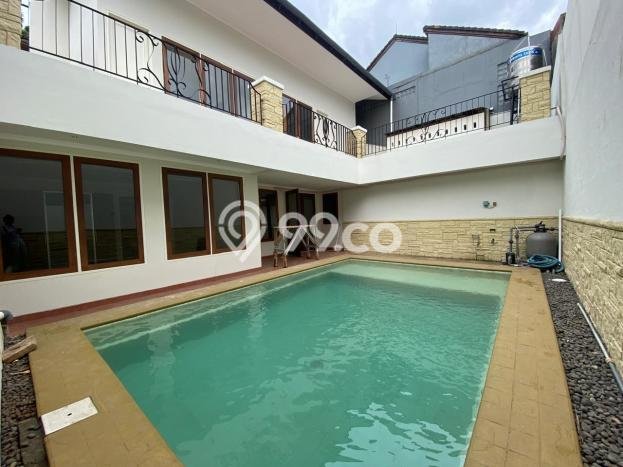 Sewa Rumah Strategis LT 300m2 / LB 350m2 di Pondok Indah, Jakarta Selatan Sewa Rumah Strategis LT 300m2 / LB 350m2 di Pondok Indah, Jakarta Selatan