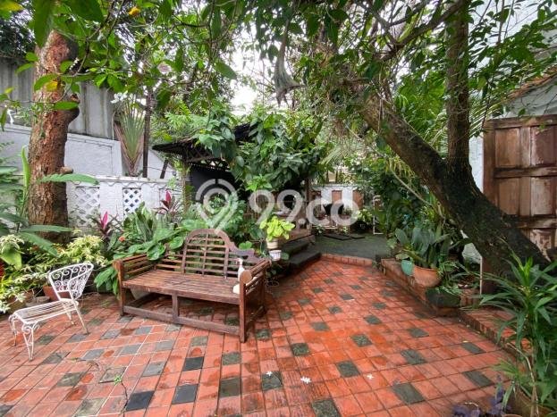 Jual Rumah Mewah Megah Dengan View Cantik di Kemang, Jakarta Selatan Jual Rumah Mewah Megah Dengan View Cantik di Kemang, Jakarta Selatan