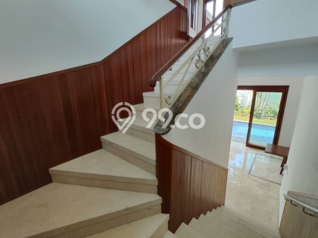 Rumah Elit Modern Tanpa Renovasi di Bintaro Tangerang Selatan Rumah Elit Modern Tanpa Renovasi di Bintaro Tangerang Selatan