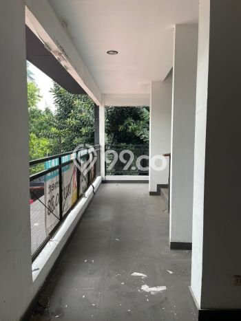 Ruko Dijual di Jakarta Selatan LT 130m2 & LB 520m2 Lokasi Terbaik! Ruko Dijual di Jakarta Selatan LT 130m2 & LB 520m2 Lokasi Terbaik!