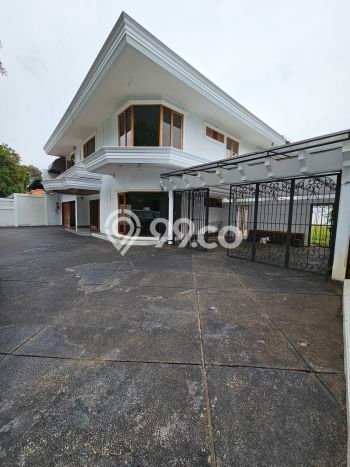 For Sale! Premium House LT 1300m2 Desain Elegan di Kemang For Sale! Premium House LT 1300m2 Desain Elegan di Kemang