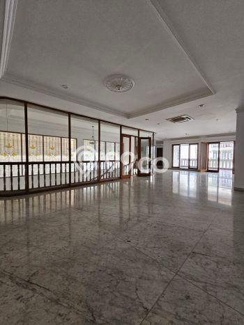 For Sale! Premium House LT 1300m2 Desain Elegan di Kemang For Sale! Premium House LT 1300m2 Desain Elegan di Kemang